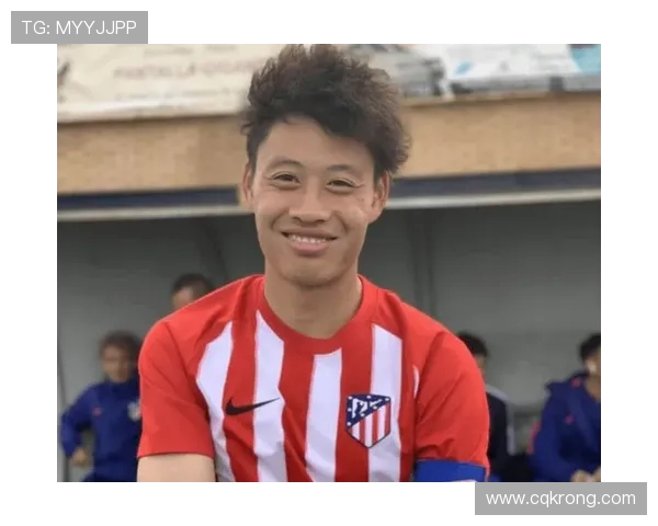 篮球巨星的成长历程与竞技精神探索：从少年到世界顶尖球员的蜕变