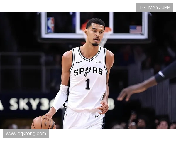 2012年NBA季后赛雷霆与马刺激战回顾及精彩比分分析